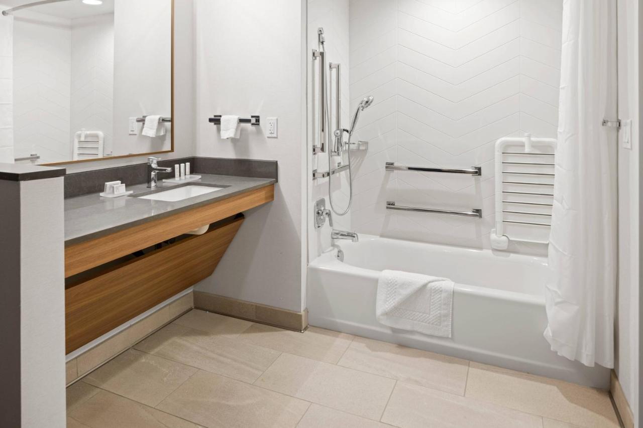 Fairfield Inn & Suites By Marriott San Diego Pacific Beach Ngoại thất bức ảnh