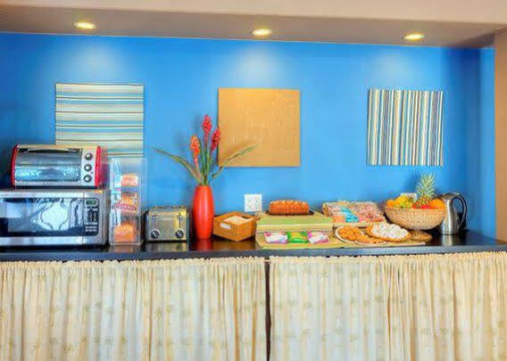 Fairfield Inn & Suites By Marriott San Diego Pacific Beach Ngoại thất bức ảnh
